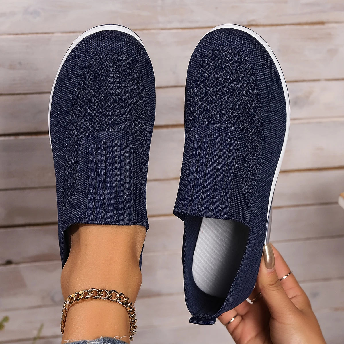 Dames Slip-On Sneakers met Verhoogde Zool - Comfortabele en Ademende Wandelschoenen